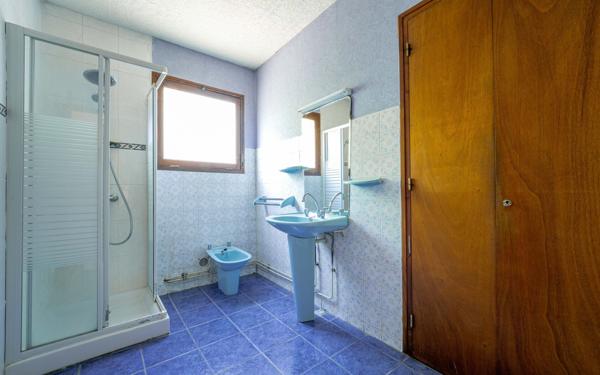 Maison à vendre    4 pièces •  Saint-Julien-en-Born