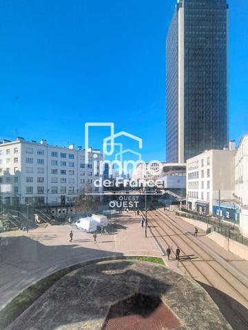 À LOUER, Bel appartement rue Cacault