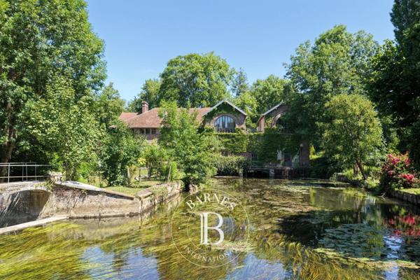 Anet, Maison 6 Chambres -  435 m² à vendre
