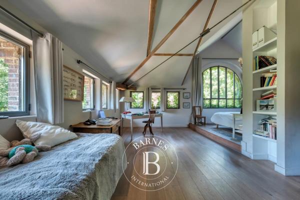 Anet, Maison 6 Chambres -  435 m² à vendre