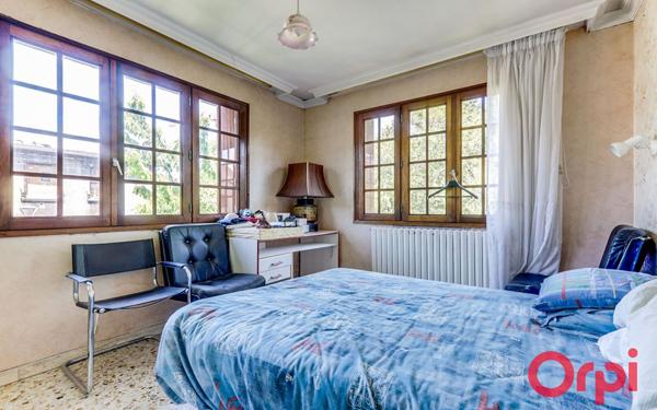 Maison à vendre    6 pièces •  Villeneuve-la-Garenne