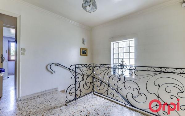 Maison à vendre    6 pièces •  Villeneuve-la-Garenne