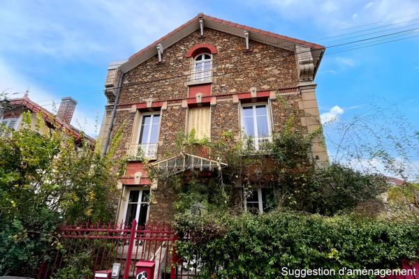 Maison
                                                                                                                                                                                                                                                                                                                        9 pièce(s)                                                                                                                                                                                                          5 chambre(s)                                                                                                                                                                                                          212  m²