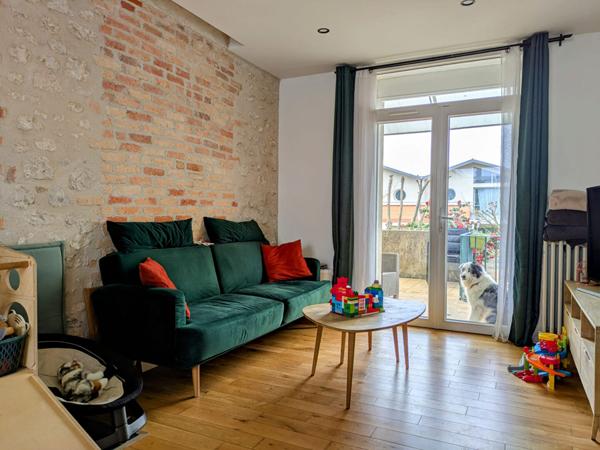 a deux pas de la gare TGV de Saint Pierre Des corps ,maison climatisee