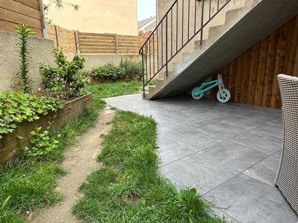 a deux pas de la gare TGV de Saint Pierre Des corps ,maison climatisee