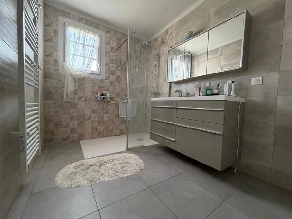 Maison St Sébastien Sur Loire 5 pièce(s) 120 m2