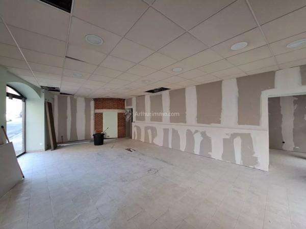 Location Local commercial 4 pièces à Carmaux