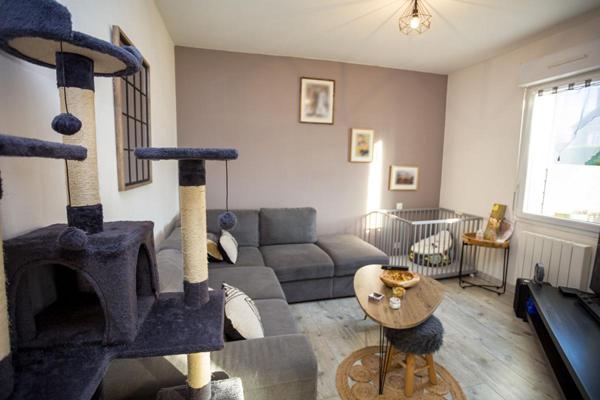 Exclusivité : Maison rénovée ,6 pièces , 3 chambres , Suite parentale , Plain-pied possible , Jardin , Garage , Dépendances Pleubian ,Proche mer et commerces