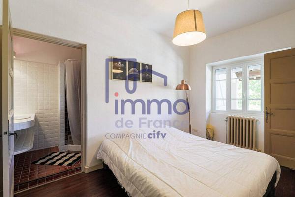 Maison 6 pièces                                        - 38340 Voreppe Réf : 21572