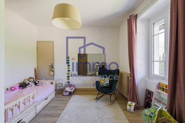 Maison 6 pièces                                        - 38340 Voreppe Réf : 21572