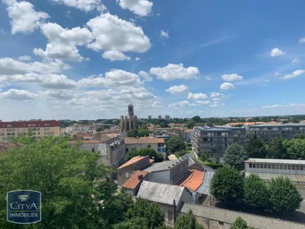 Appartement à louer 1 pièce 29.57m²