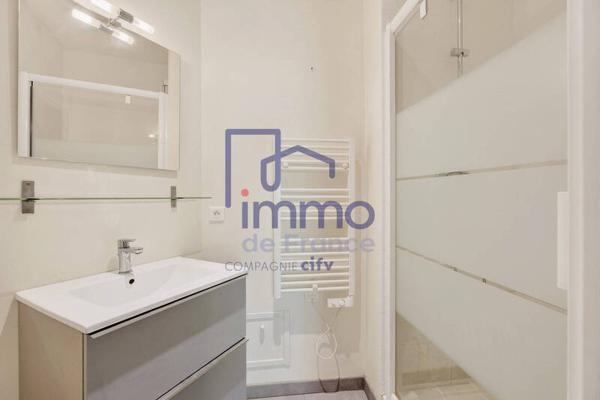 Appartement 4 pièces                                        - 69003 Lyon 3e  Arrondissement Réf : 21669