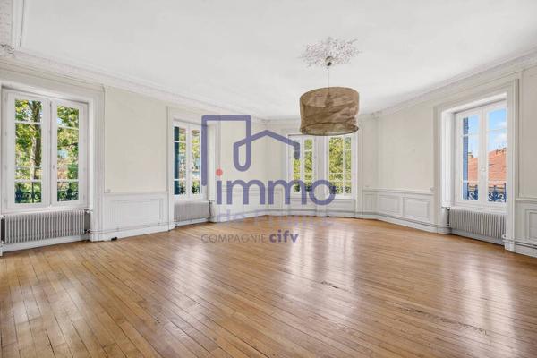 Appartement 4 pièces                                        - 69003 Lyon 3e  Arrondissement Réf : 21669