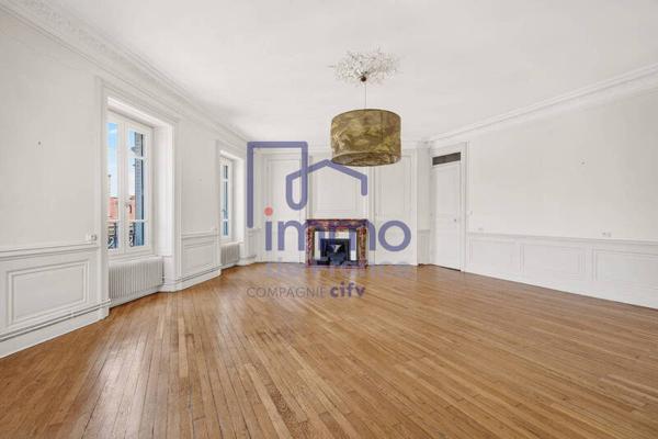 Appartement 4 pièces                                        - 69003 Lyon 3e  Arrondissement Réf : 21669