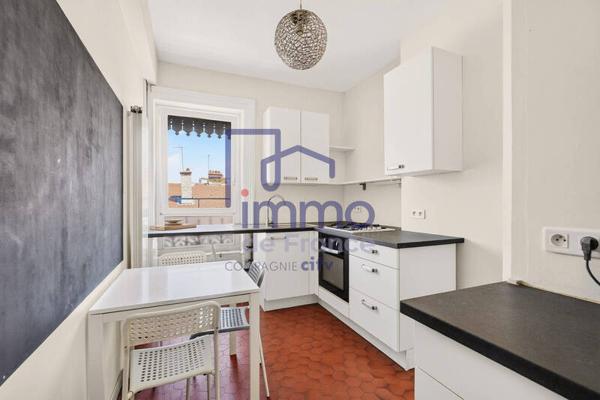 Appartement 4 pièces                                        - 69003 Lyon 3e  Arrondissement Réf : 21669