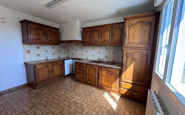 Maison à vendre    5 pièces • 104,46 m2 Plouguernével