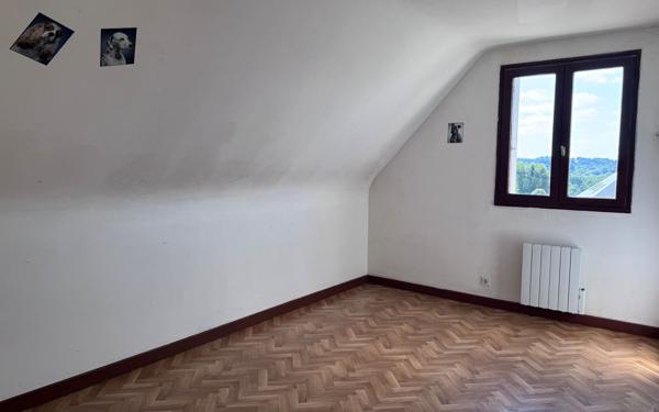 Maison à vendre    5 pièces • 104,46 m2 Plouguernével