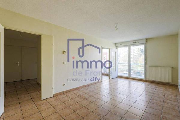 Appartement 3 pièces                                        - 38130 Échirolles Réf : 21605-IMMODEFRANCE69