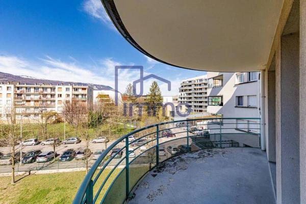 Appartement 3 pièces                                        - 38130 Échirolles Réf : 21605-IMMODEFRANCE69