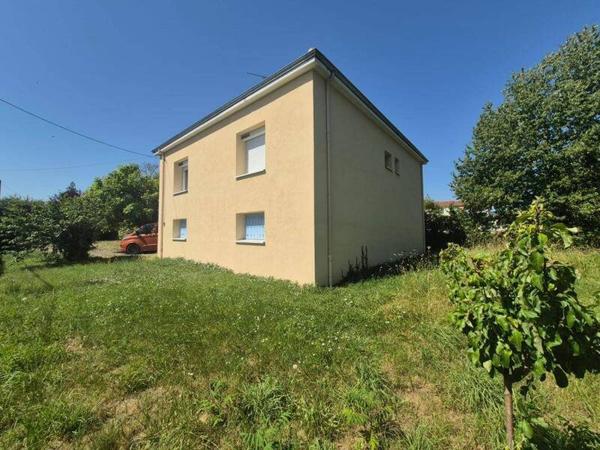 Maison 4 pièces                                        - 42680 Saint-Marcellin-en-Forez Réf : 12880