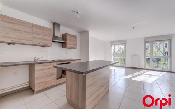 Appartement à vendre    4 pièces • 89,56 m2 Saint-Germain-au-Mont-d'Or