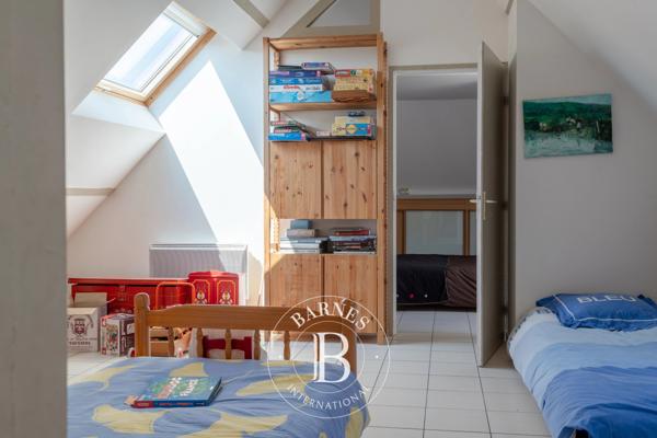 Charbonnières-les-Bains, Maison 6 Chambres -  199 m² à vendre