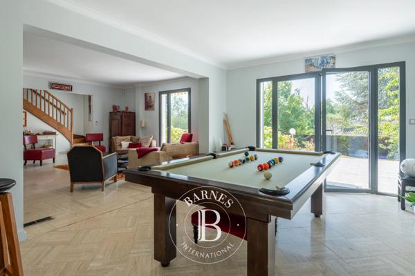 Charbonnières-les-Bains, Maison 6 Chambres -  199 m² à vendre