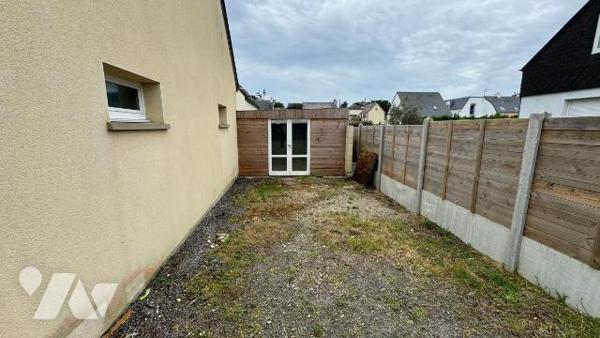 Proche de la mer, maison d'habitation.