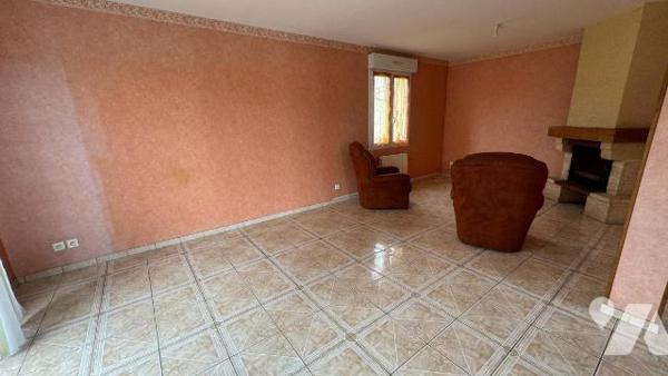 Proche de la mer, maison d'habitation.