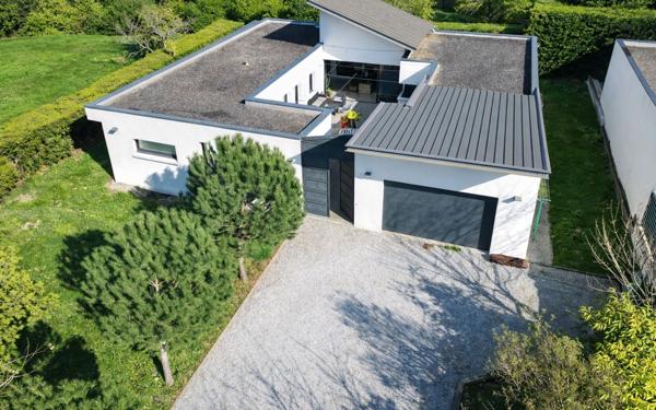 Maison à vendre    7 pièces • 169,34 m2 Tassin-la-Demi-Lune