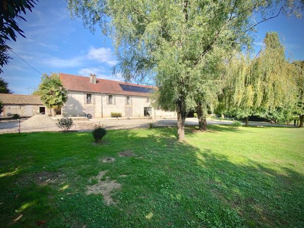 Maison à vendre 8 pièces proche de CHALON SUR SAONE (71)