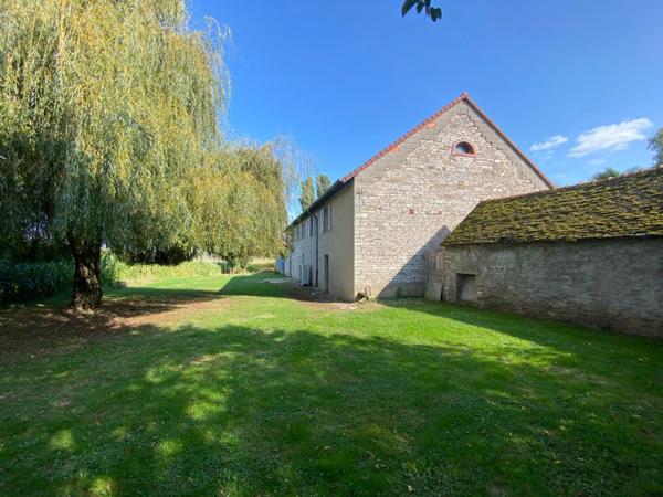 Maison à vendre 8 pièces proche de CHALON SUR SAONE (71)
