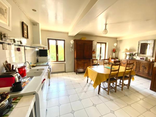 Maison à vendre 8 pièces proche de CHALON SUR SAONE (71)