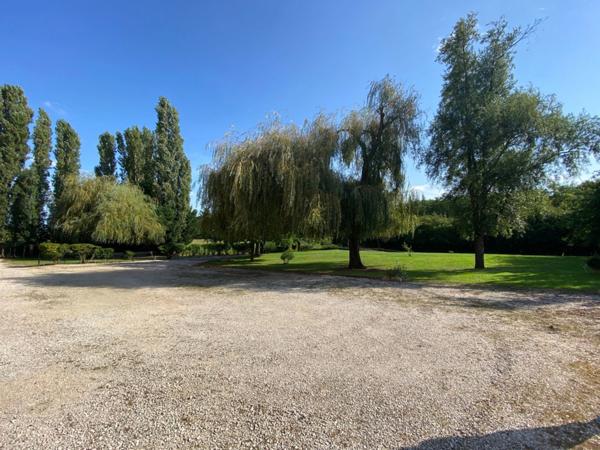 Maison à vendre 8 pièces proche de CHALON SUR SAONE (71)