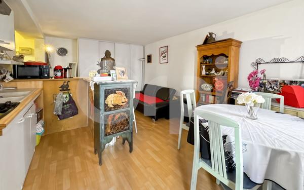Appartement à vendre    2 pièces • 35,76 m2 Pierrefeu-du-Var
