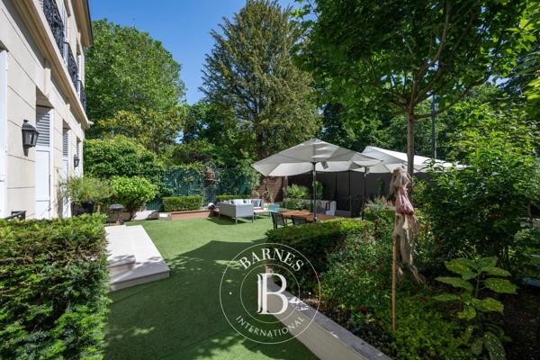 Saint-Mandé, Maison 5 Chambres -  256 m² à vendre