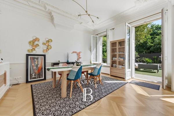 Saint-Mandé, Maison 5 Chambres -  256 m² à vendre