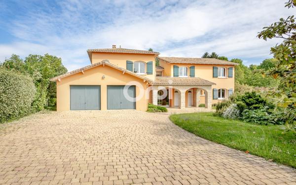 Maison à vendre    8 pièces • 344 m2 Séreilhac
