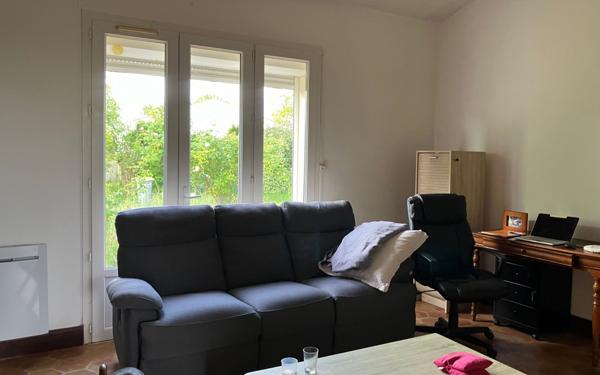 Maison à vendre    5 pièces •  Pont-l'Abbé-d'Arnoult