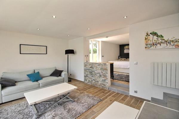 Maison à vendre  7 pièces - 227 m2 VALBONNE - 06