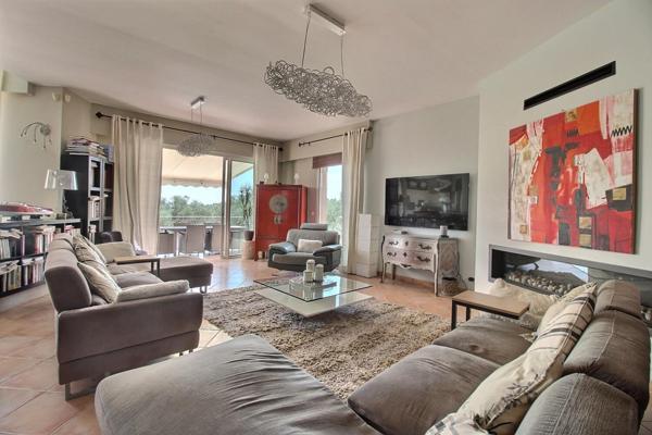 Maison à vendre  7 pièces - 227 m2 VALBONNE - 06