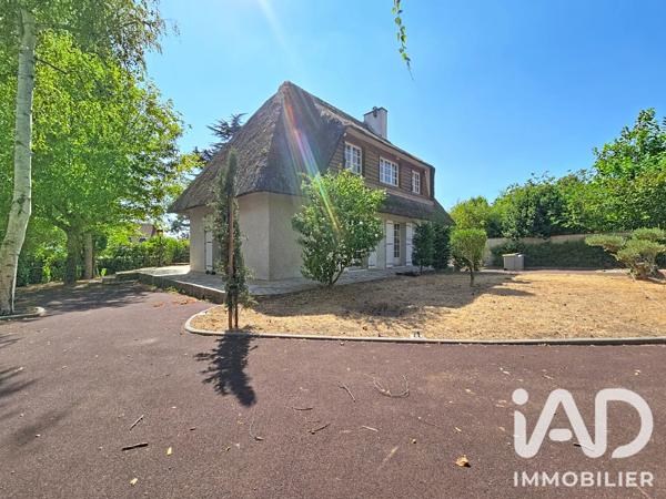 Maison à vendre 7 pièces 194 m² Mandres-les-Roses