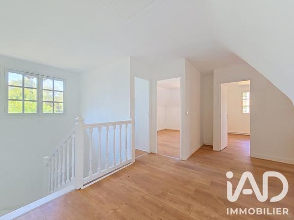 Maison à vendre 7 pièces 194 m² Mandres-les-Roses
