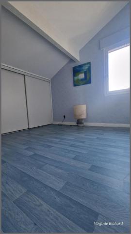 RIOM(63200)-155m2 HABITABLES -TERRAIN 618m2 -325 000€