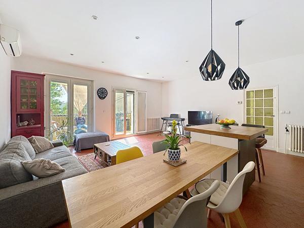 A vendre appartement T3 104m2 Saint-Barnabé Marseille 13012