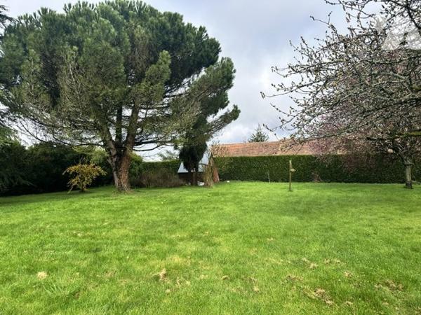 HAUTEVESNES - 15 minutes Mareuil sous Ourcq et A4 Château-Thierry, pavillon de 159 m² de type 6.