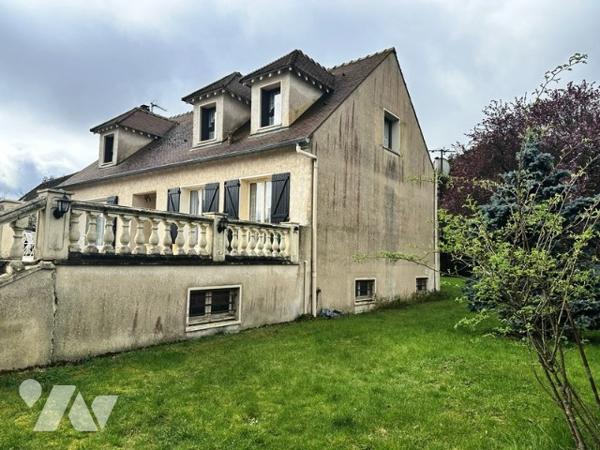 HAUTEVESNES - 15 minutes Mareuil sous Ourcq et A4 Château-Thierry, pavillon de 159 m² de type 6.