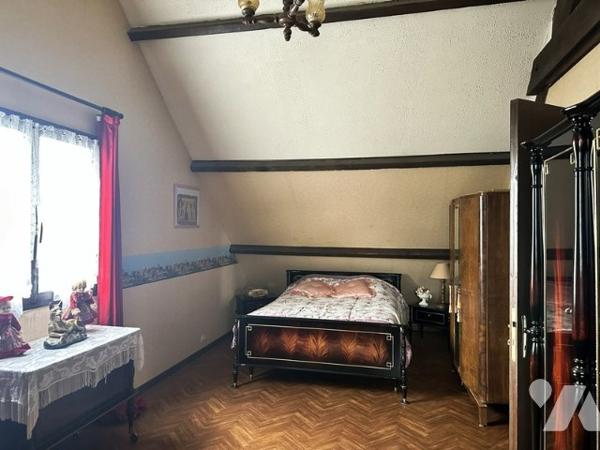 HAUTEVESNES - 15 minutes Mareuil sous Ourcq et A4 Château-Thierry, pavillon de 159 m² de type 6.