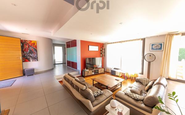 Maison à vendre    5 pièces • 192 m2 Pézilla-la-Rivière