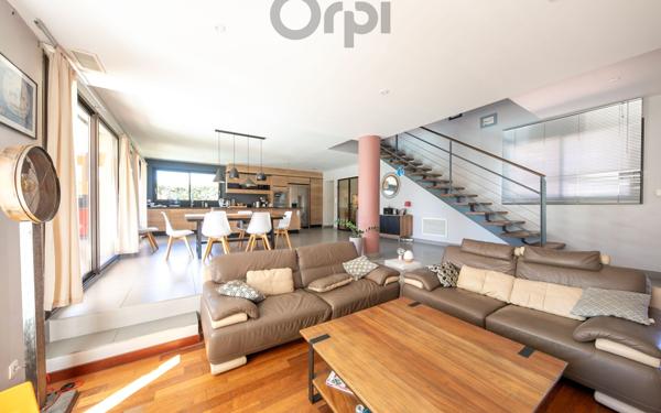 Maison à vendre    5 pièces • 192 m2 Pézilla-la-Rivière